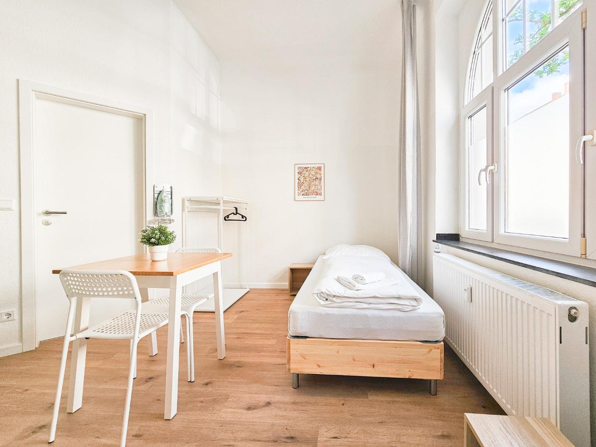 Raj Living - Studio Wohnungen - 15 Min Zur Messe Dus Düsseldorf Exterior foto