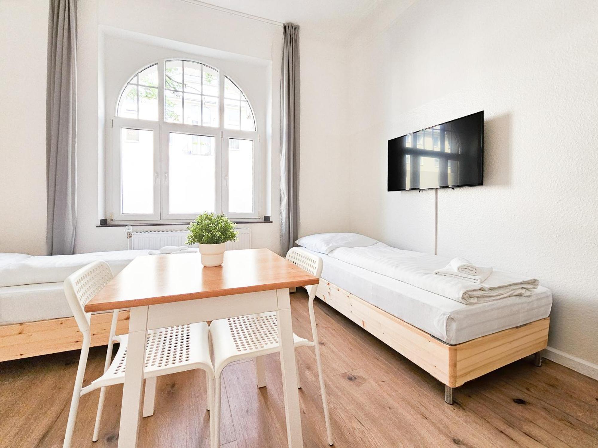Raj Living - Studio Wohnungen - 15 Min Zur Messe Dus Düsseldorf Exterior foto