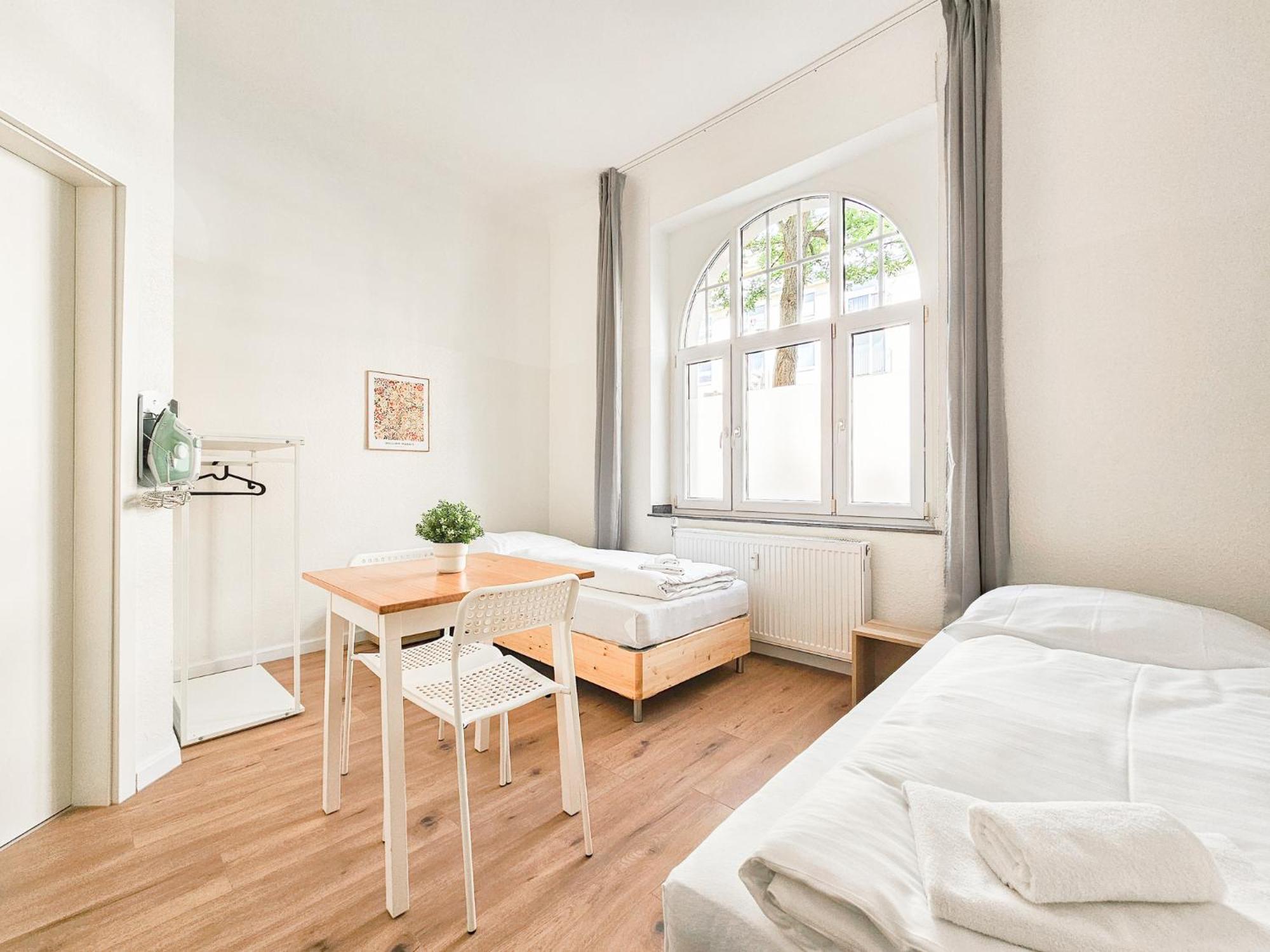 Raj Living - Studio Wohnungen - 15 Min Zur Messe Dus Düsseldorf Exterior foto